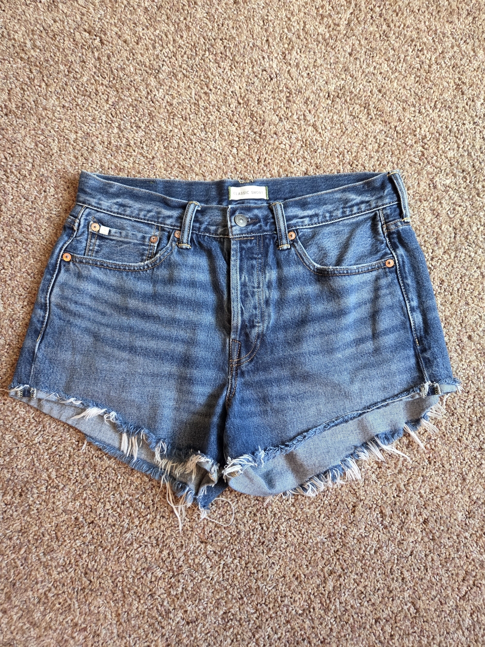 AE77 Classic Short